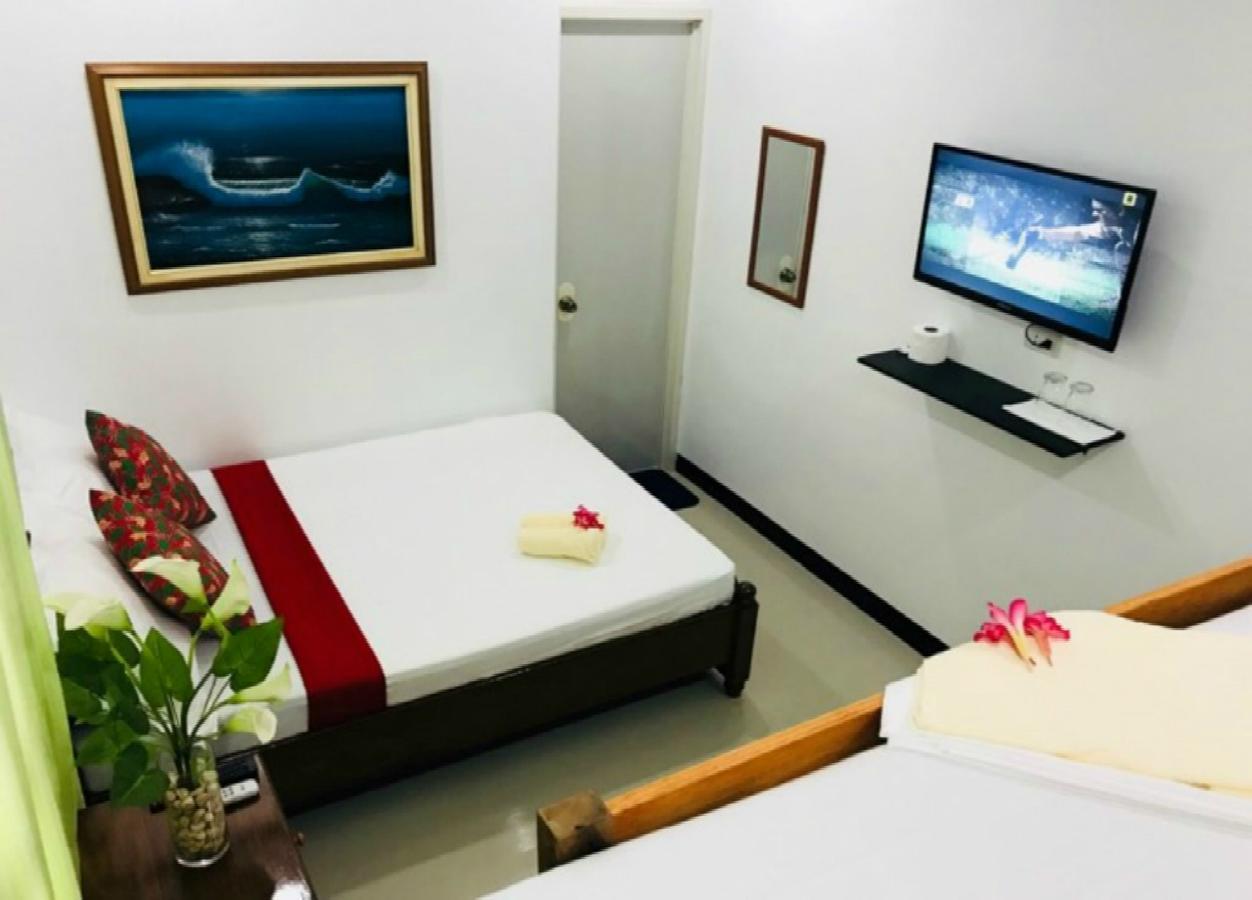 Teresita Pension Puerto Princesa Buitenkant foto