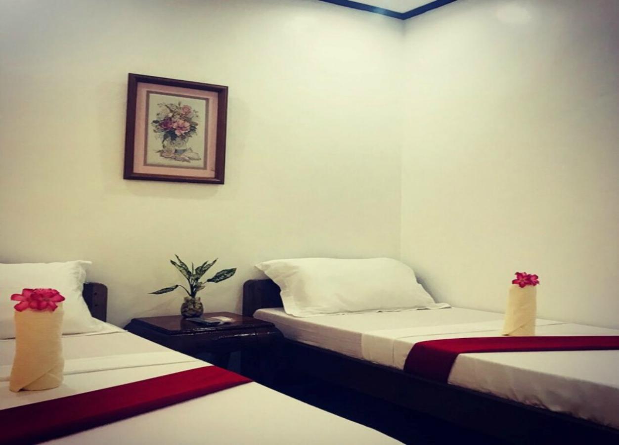 Teresita Pension Puerto Princesa Buitenkant foto