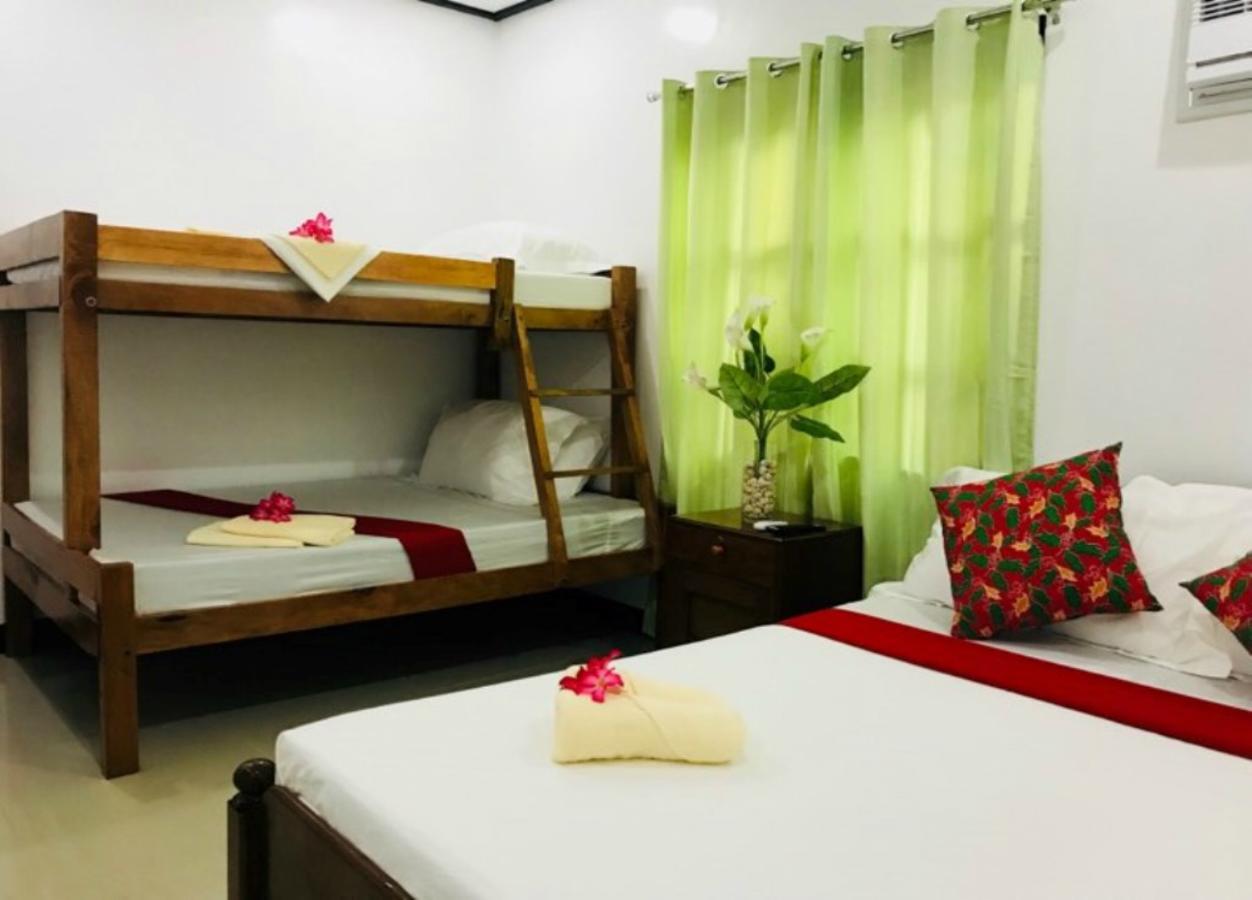 Teresita Pension Puerto Princesa Buitenkant foto
